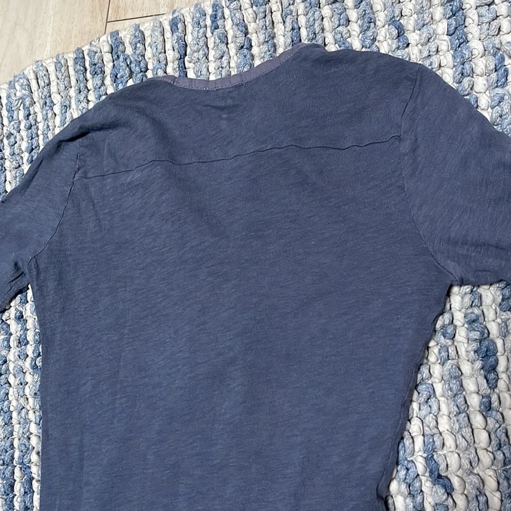 💜J. Crew 💜Cotton Blouse XXS Gray Ruffle Button Detail Soft like T-Shirt! B… - Picture 15 of 16